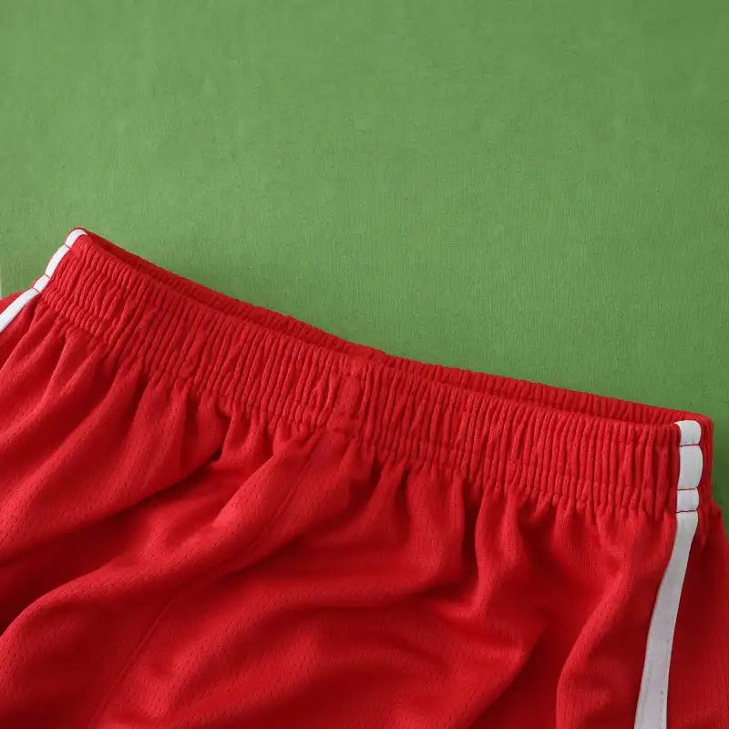9798 Liverpool F.C. home retro Kids kit
