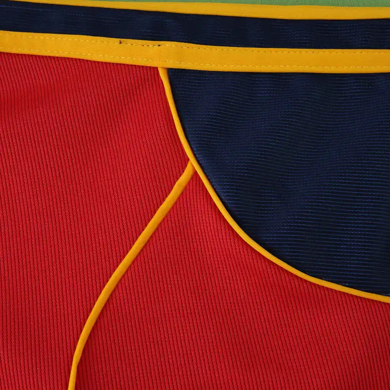 2000 season Spain home retro Fan version