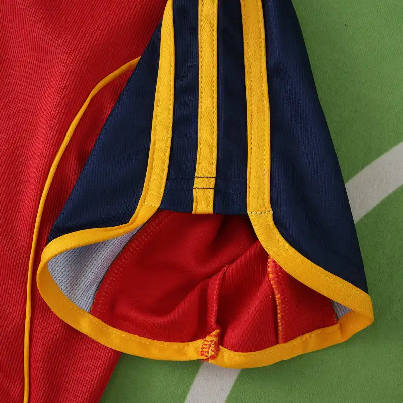 2000 season Spain home retro Fan version