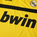 1112 season Real Madrid CF goalkeeper retro Fan version