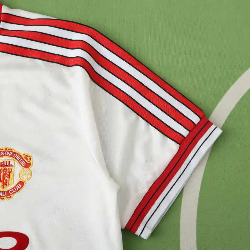 8890 season Manchester United F.C. away retro Fan version