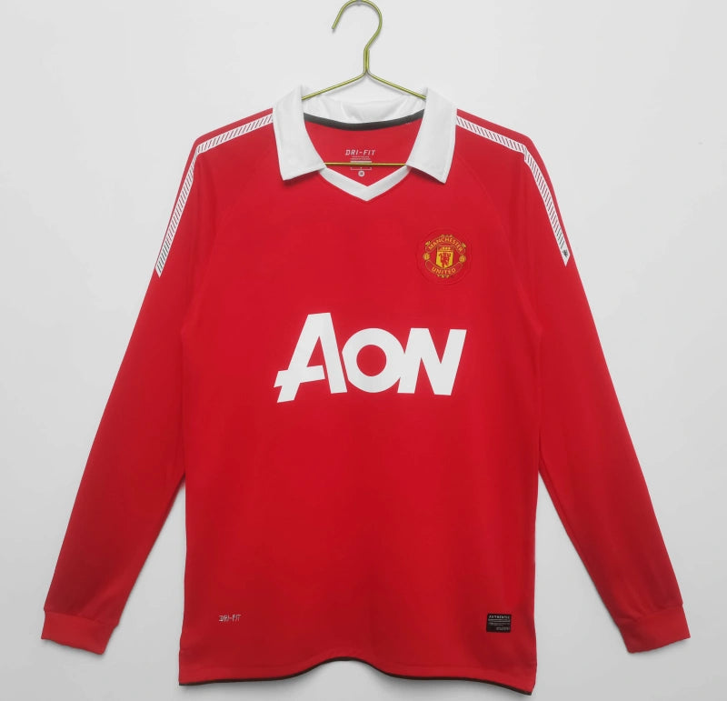 1011 season Manchester United home Long sleeved Retro Fan version