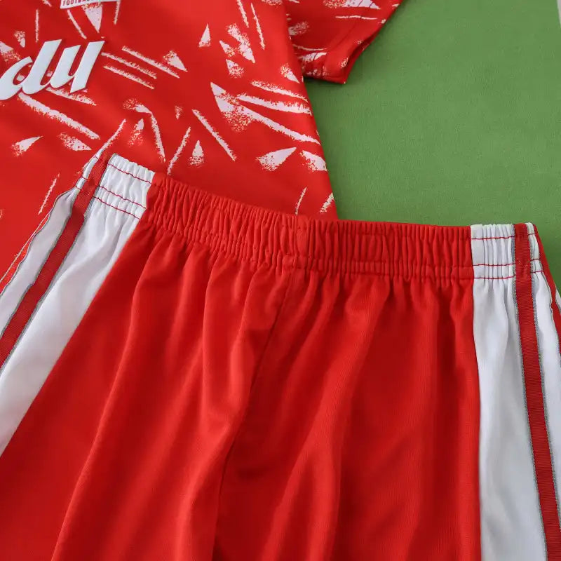 8991 Liverpool F.C. home retro Kids kit