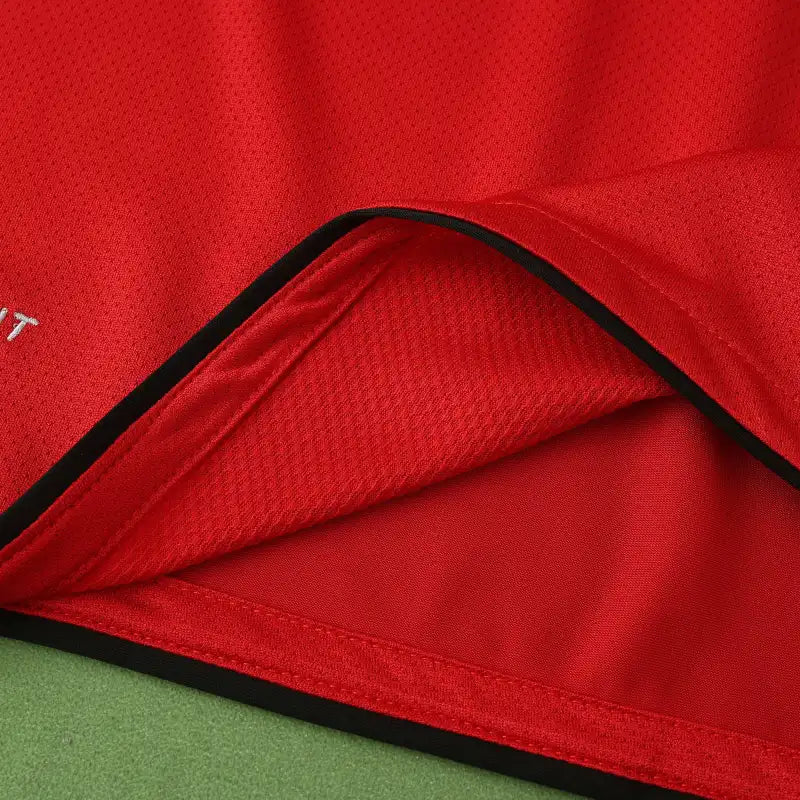 1011 season Manchester United F.C. home retro Fan version