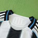 2526 season Newcastle United F.C. home Player version