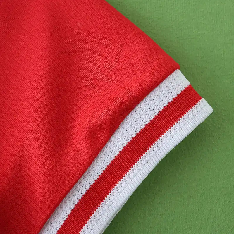 9697 Liverpool F.C. home retro Kids kit