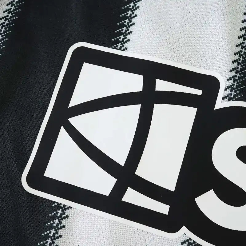 2526 season Newcastle United F.C. home Player version