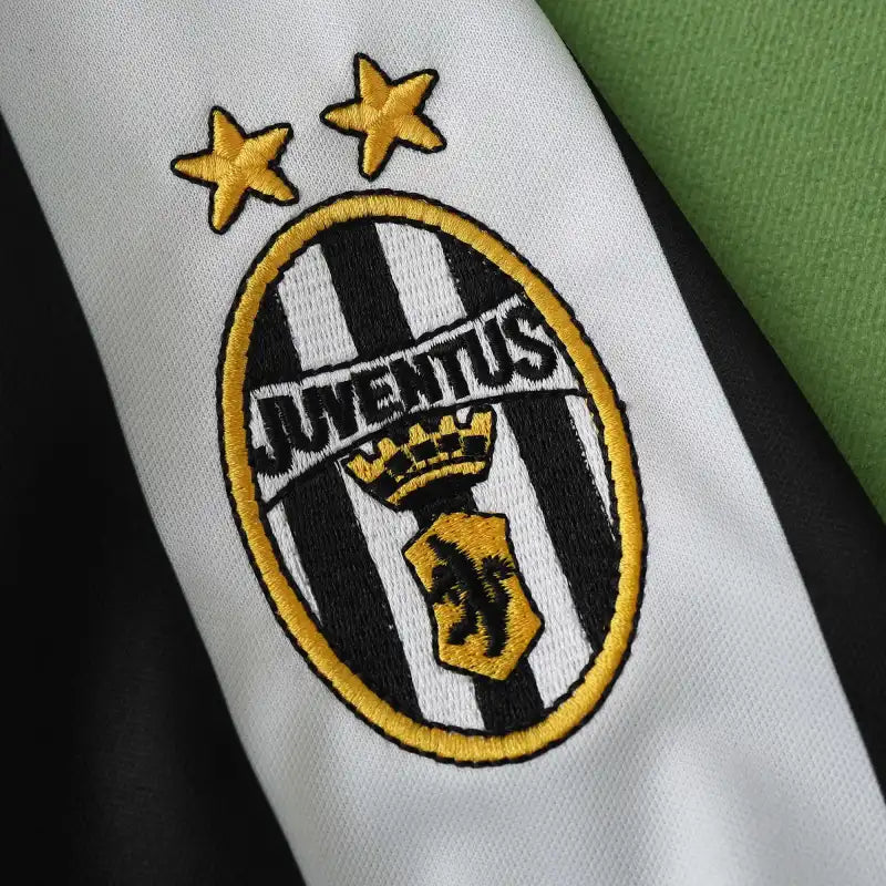 9798 season Juventus F.C. home retro Fan version