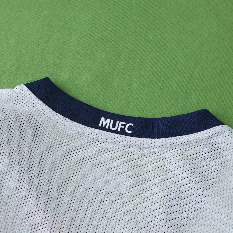 0809 Manchester United F.C. away retro Kids kit