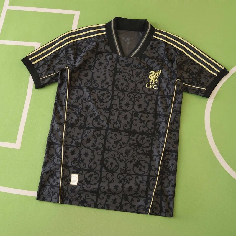 2526 season Liverpool F.C. Black Gold Edition Player version