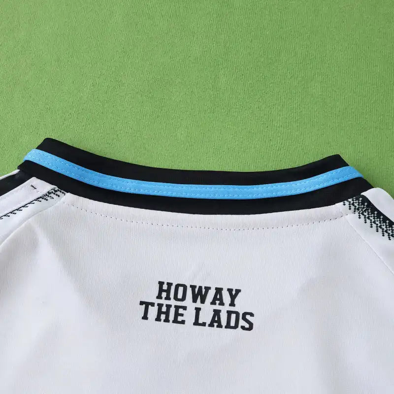 2526 season Newcastle United F.C. home Kids kit