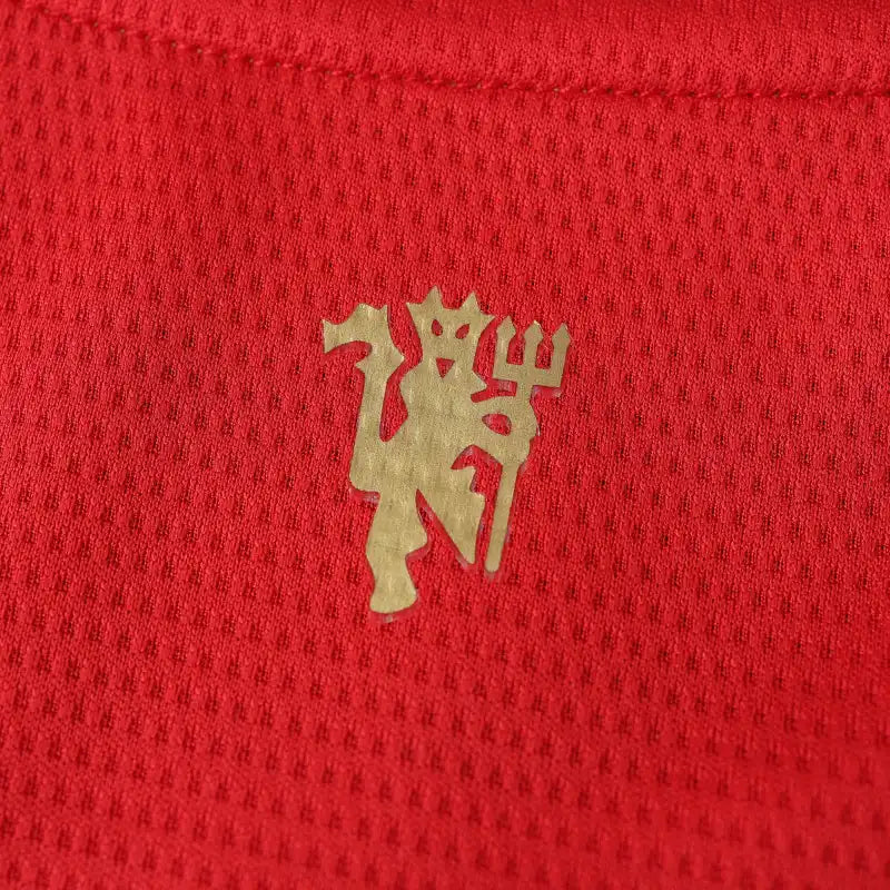 2122 season Manchester United F.C. home retro Fan version