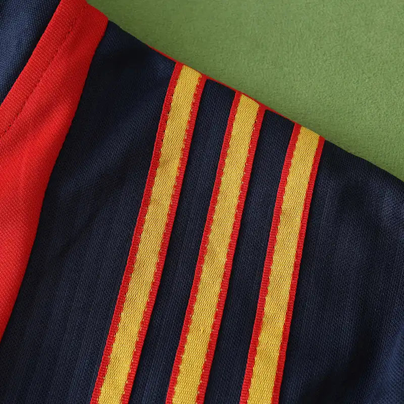 1996 season Spain home retro Fan version