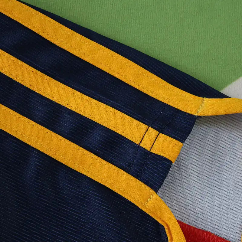 2000 season Spain home retro Fan version