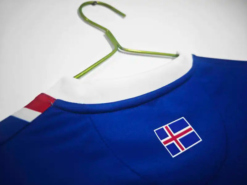 1617 season Iceland Home retro Fan version