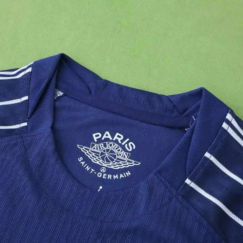 2425 season Paris Saint-Germain F.C. fourth Long sleeved Player version