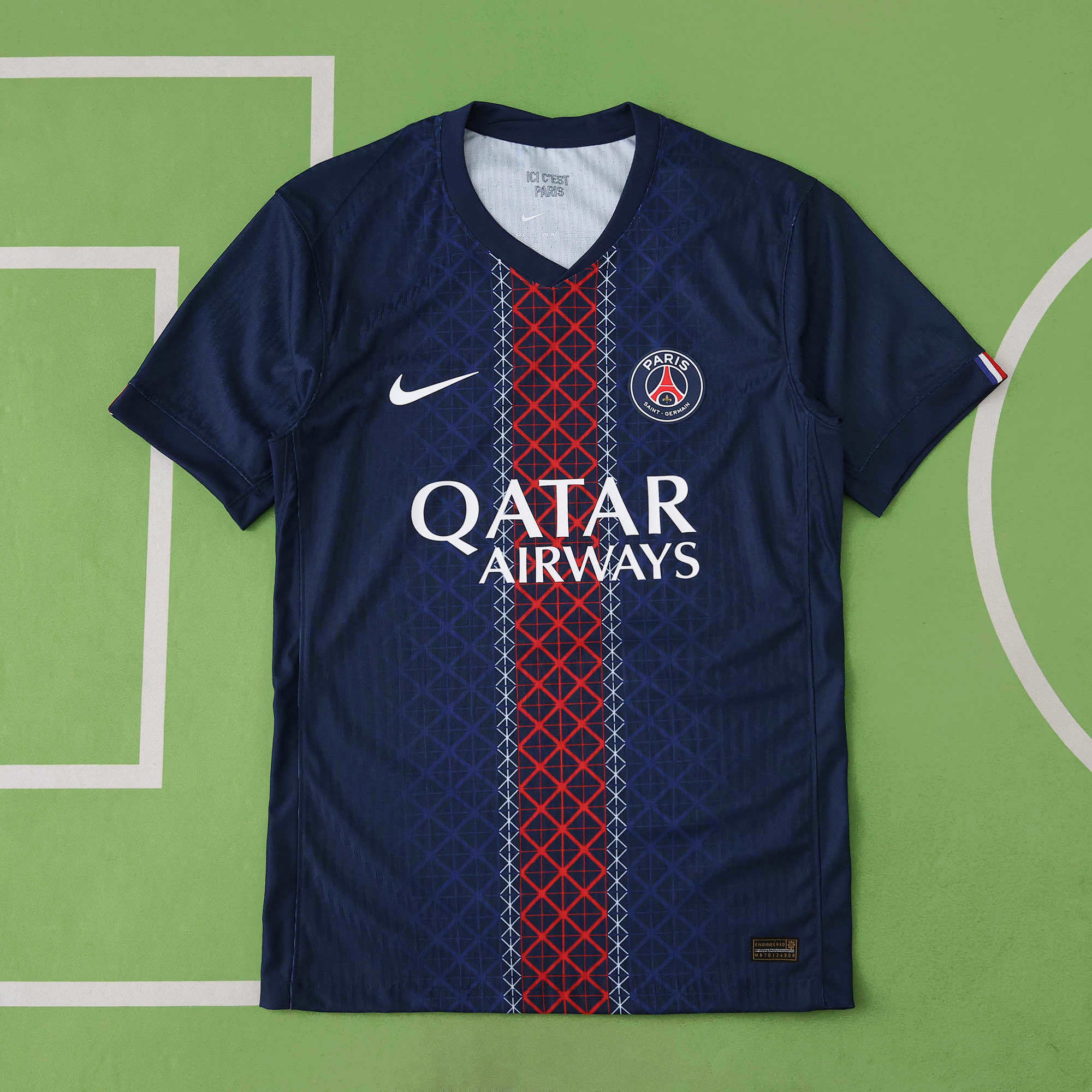 2526 season Paris Saint-Germain F.C. home Player version