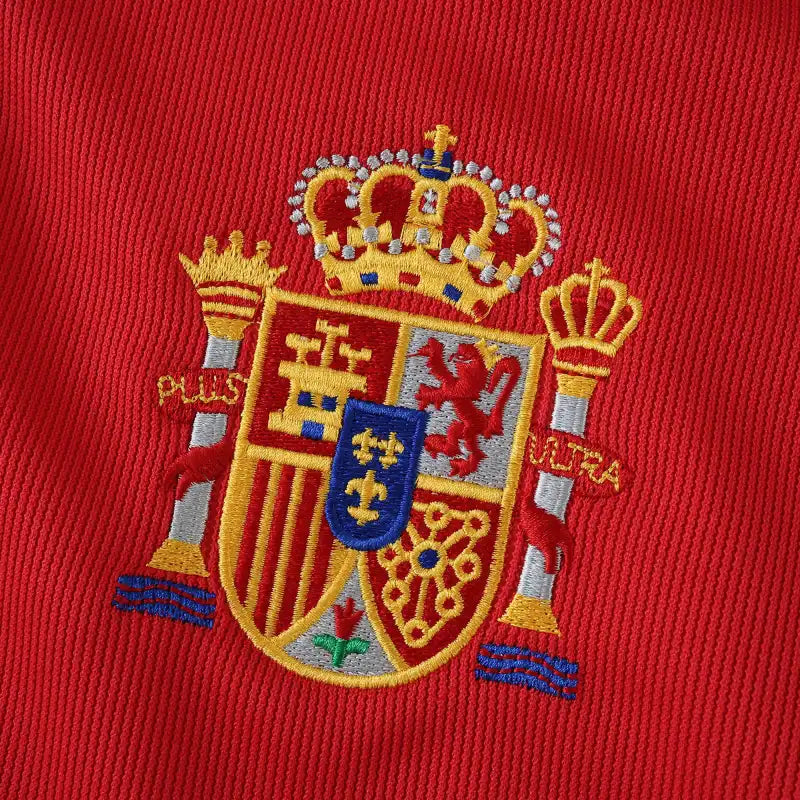 2000 season Spain home retro Fan version