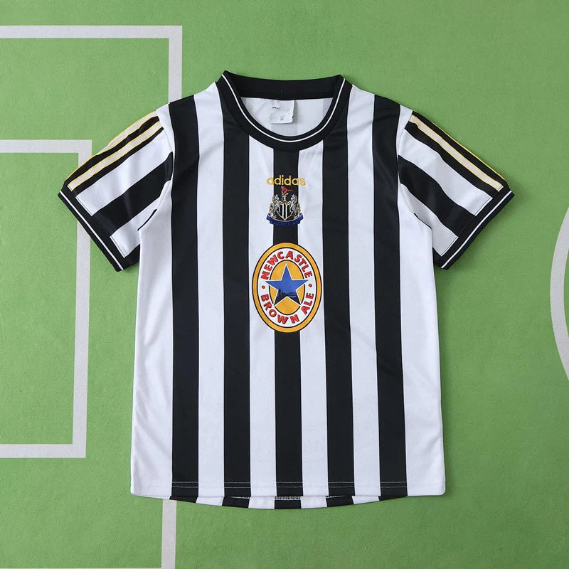 9799 season Newcastle United F.C. home Kids kit