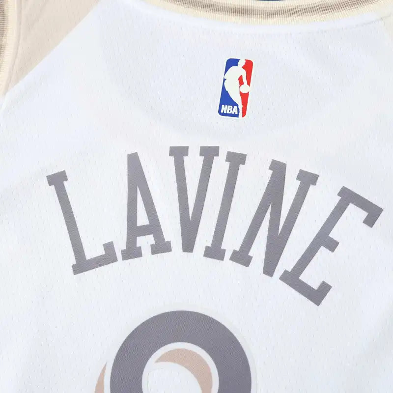 2425 NBA Chicago Bulls 8#LAVINE