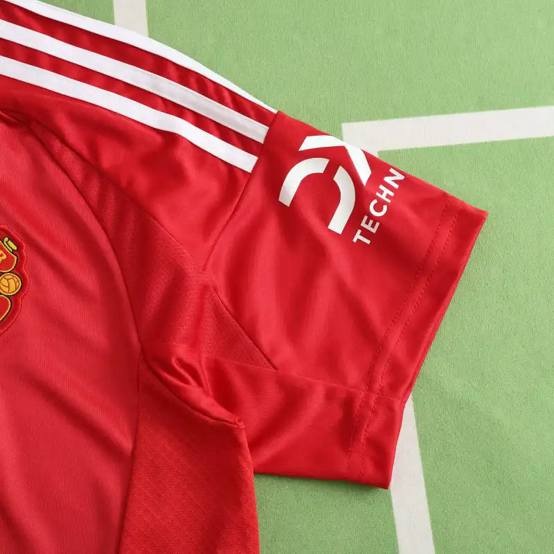 2425 season Manchester United home Fan version