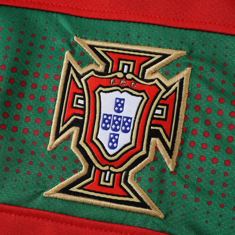 2010 season Portugal home retro Fan version