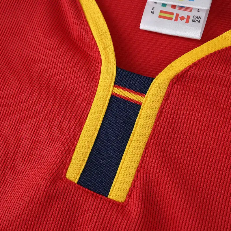2000 season Spain home retro Fan version