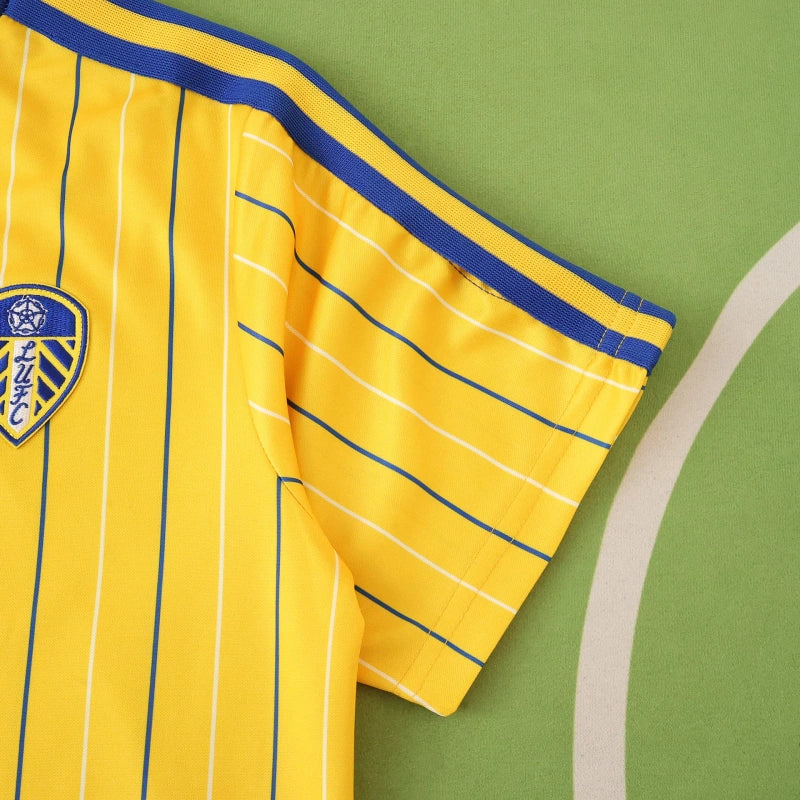 2526 season Leeds United F.C. Concept versionRetro T-shirt