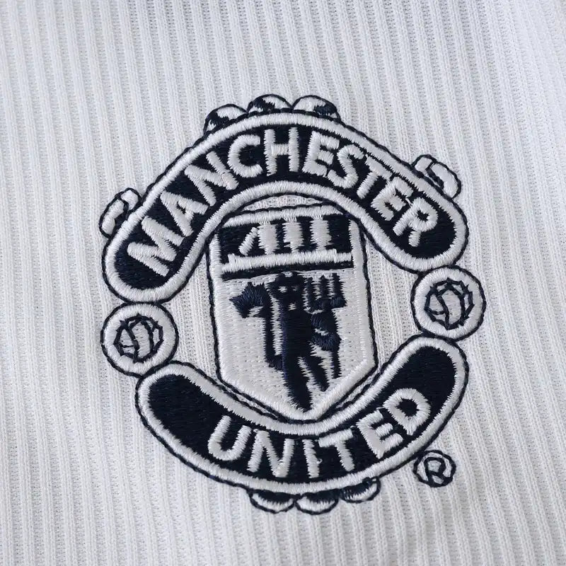 0001 season Manchester United F.C. away retro Kids kit
