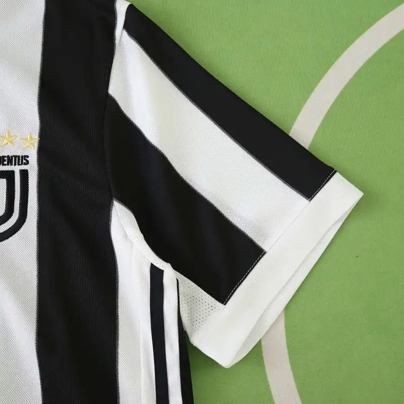 1718 season Juventus F.C. home retro Fan version