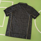 2526 season Liverpool F.C. Black Gold Edition Fan version